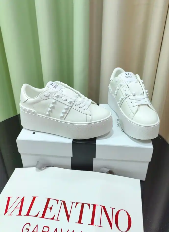 hype Valentino Casual Shoes