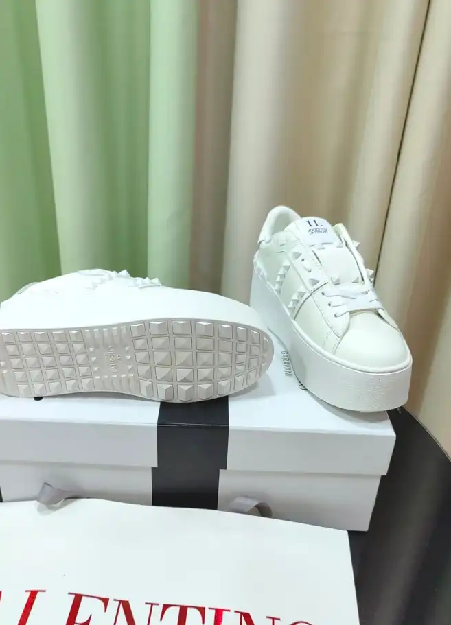 hype Valentino Casual Shoes