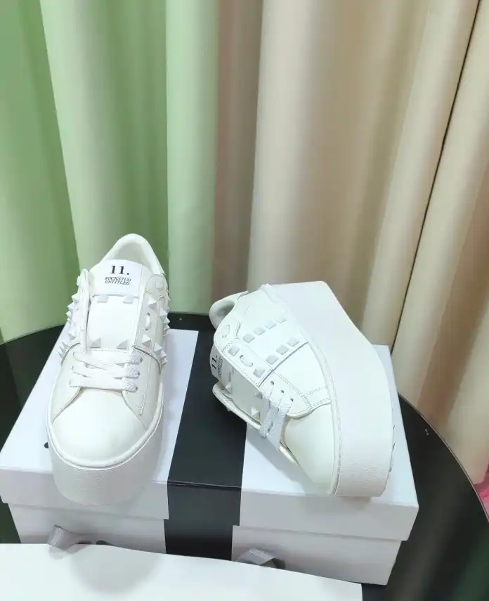 hype Valentino Casual Shoes