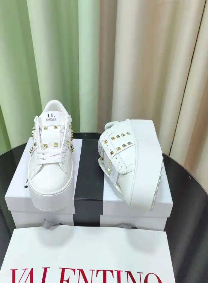 hype Valentino Casual Shoes