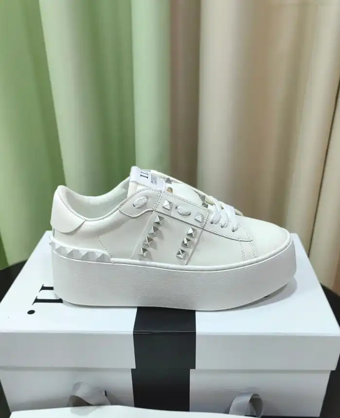 hype Valentino Casual Shoes