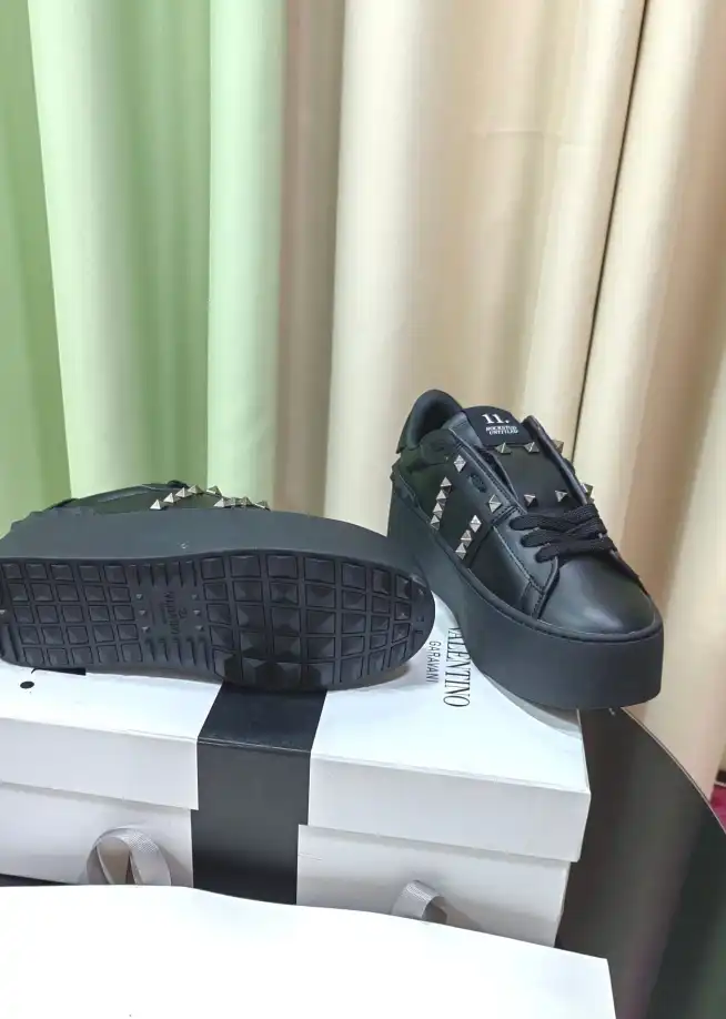 hype Valentino Casual Shoes