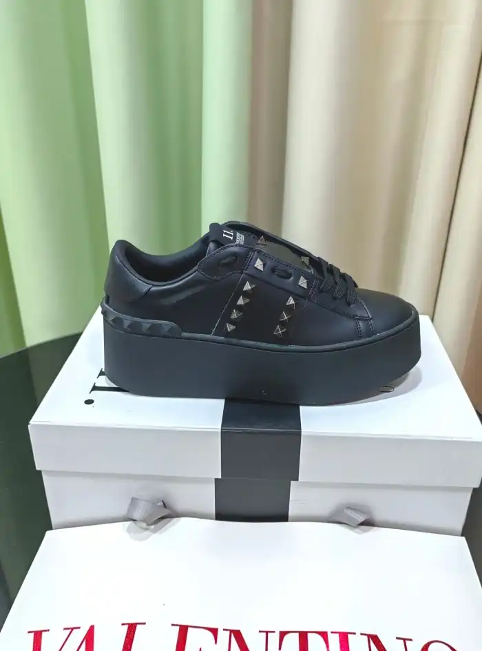 hype Valentino Casual Shoes