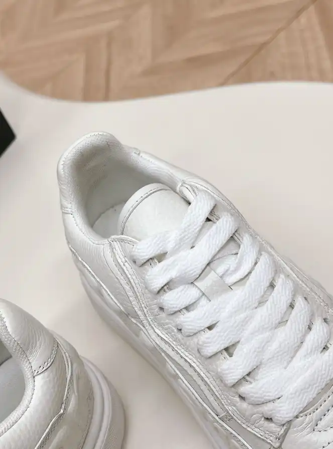 hype Alexander Wang Sneakers