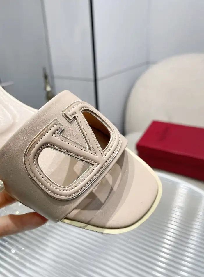 hype Valentino Slippers