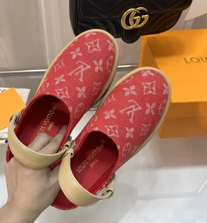 hype LV Slippers