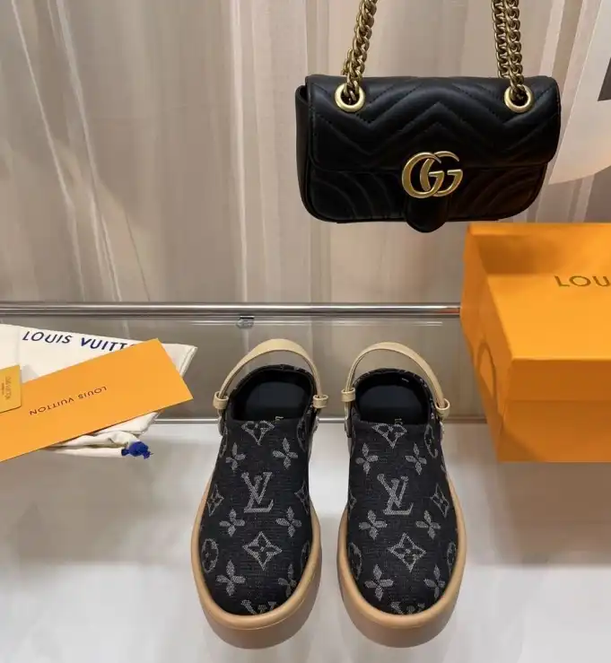 hype LV Slippers