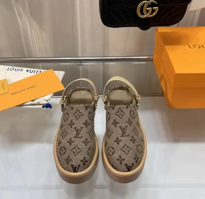 hype LV Slippers