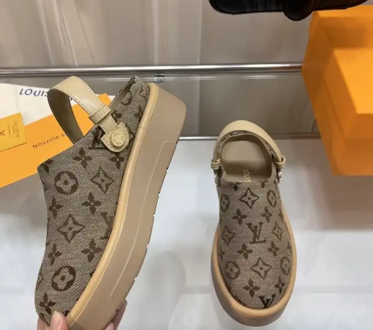 hype LV Slippers