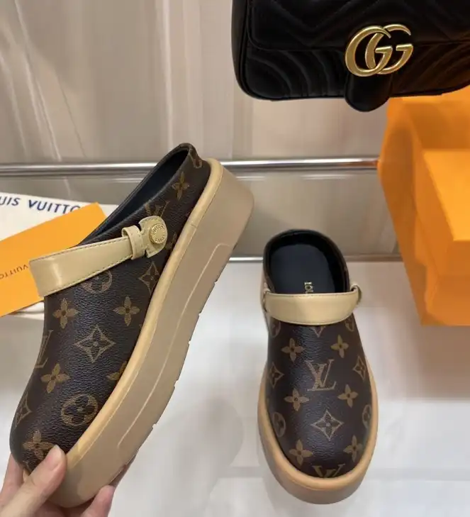 hype LV Slippers