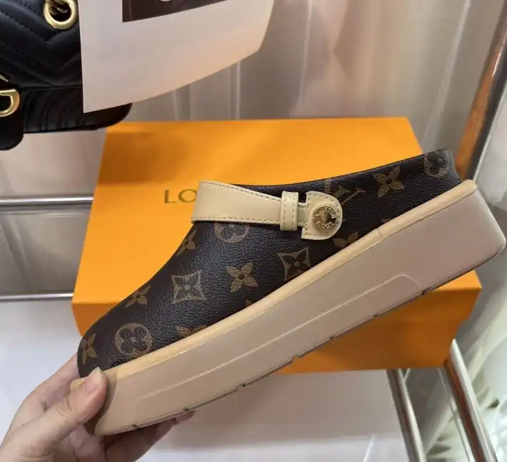 hype LV Slippers