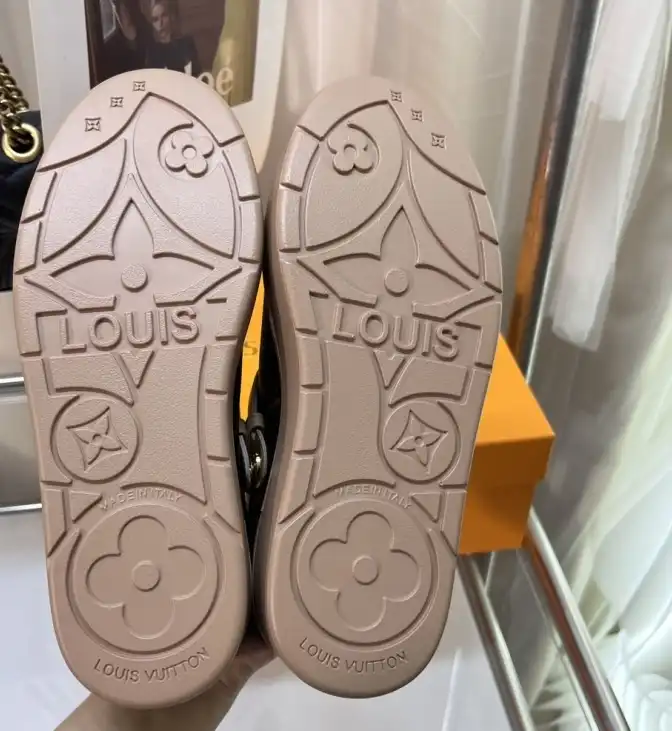 hype LV Slippers