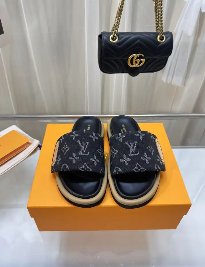 hype LV Slippers