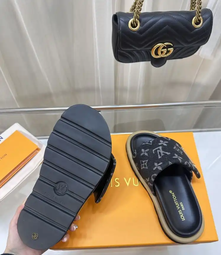 hype LV Slippers