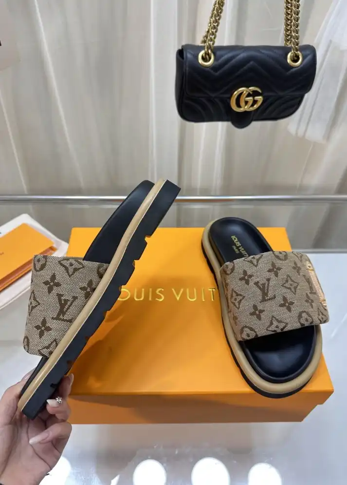 hype LV Slippers