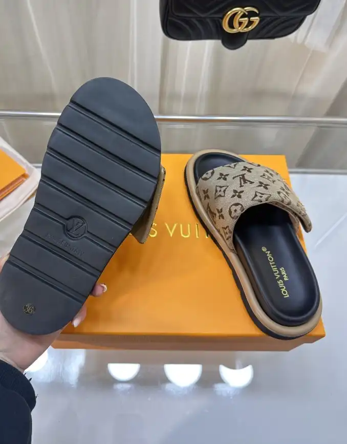 hype LV Slippers