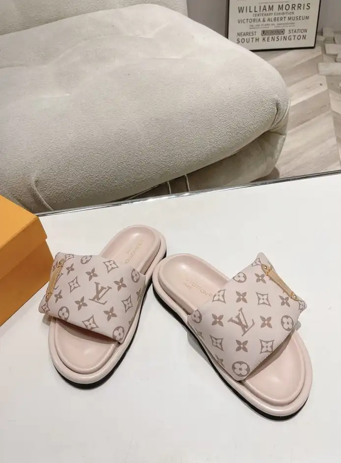 hype LV Slippers