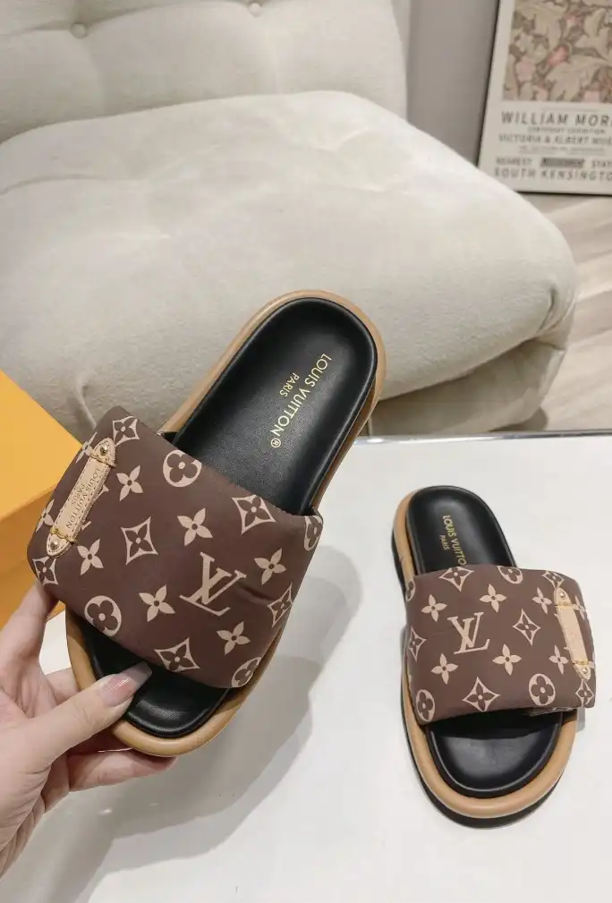 hype LV Slippers