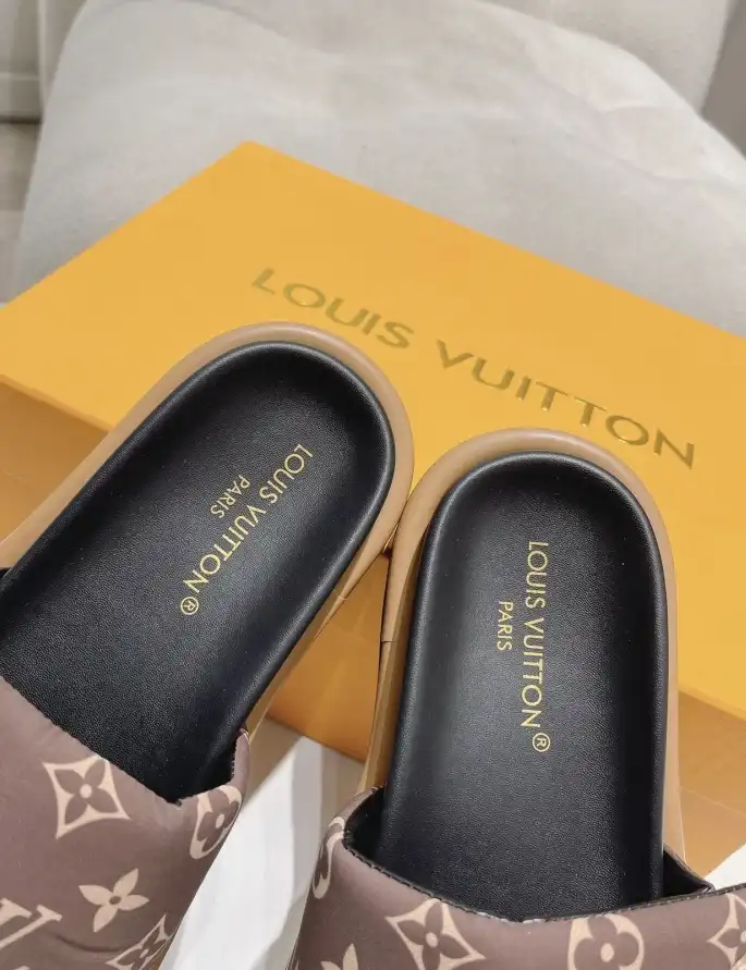 hype LV Slippers