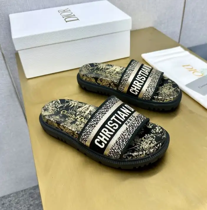 hype Christian Dior Slippers