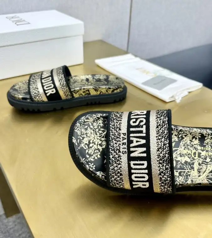 hype Christian Dior Slippers