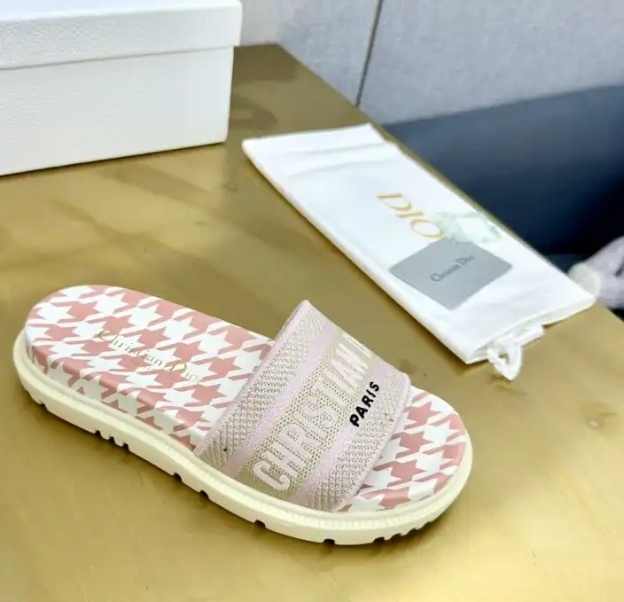 hype Christian Dior Slippers