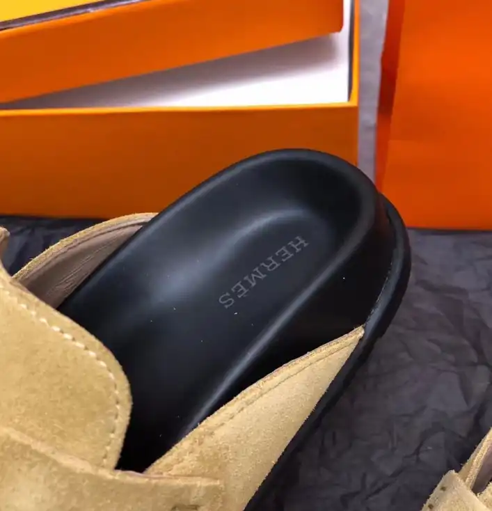 hype Hermes Slippers