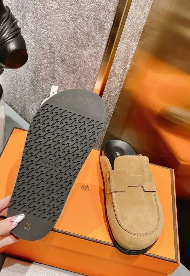 hype Hermes Slippers