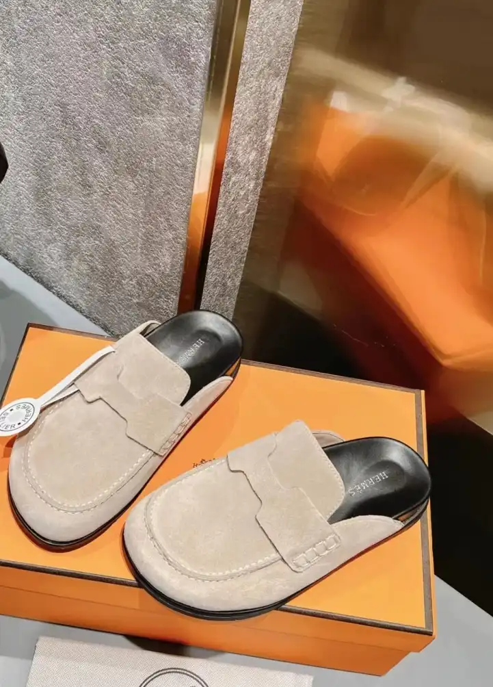 hype Hermes Slippers