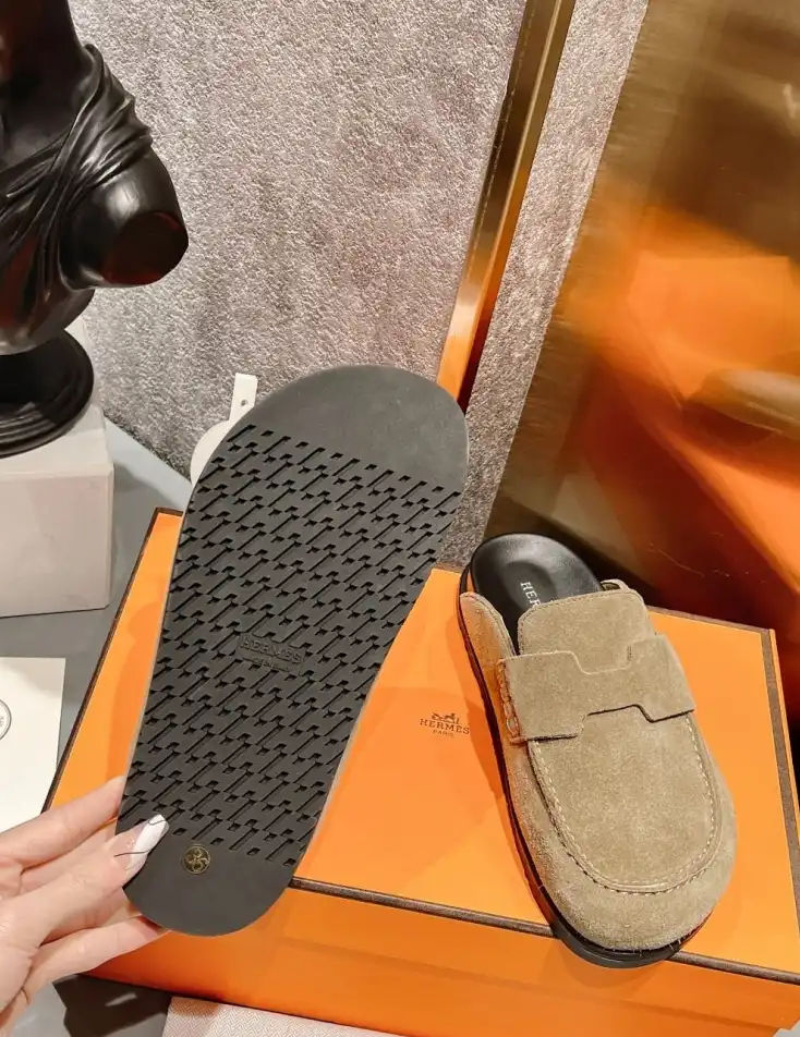 hype Hermes Slippers