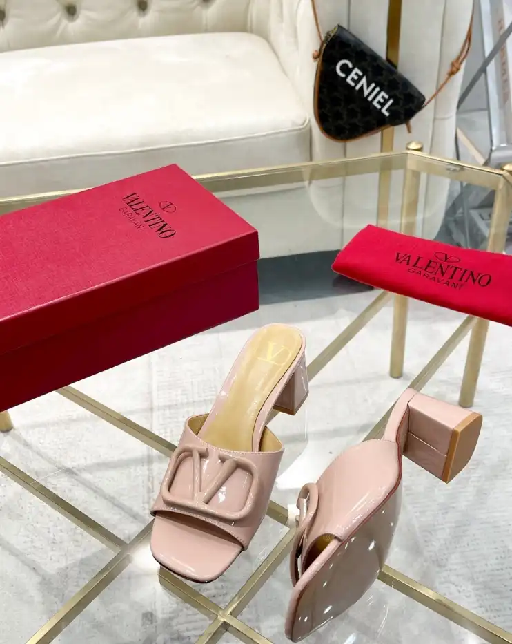 hype Valentino High Heels