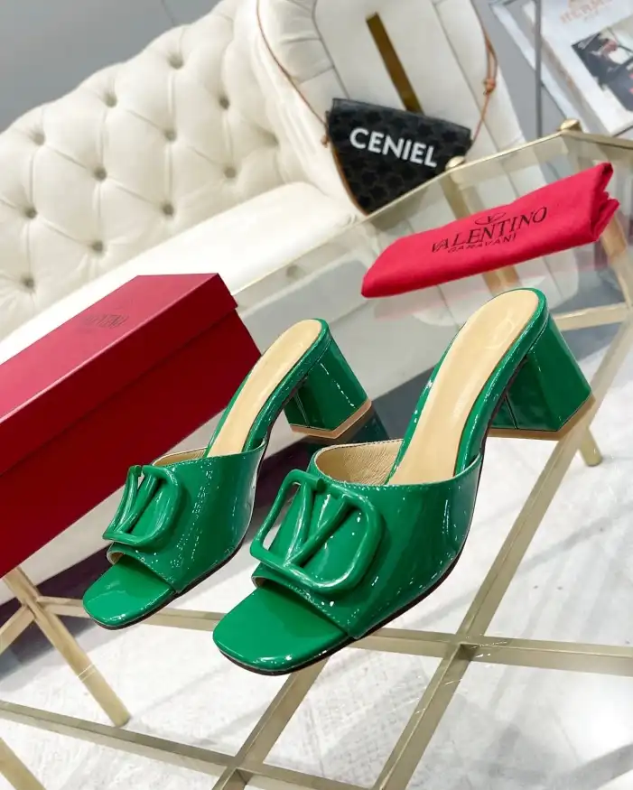 hype Valentino High Heels