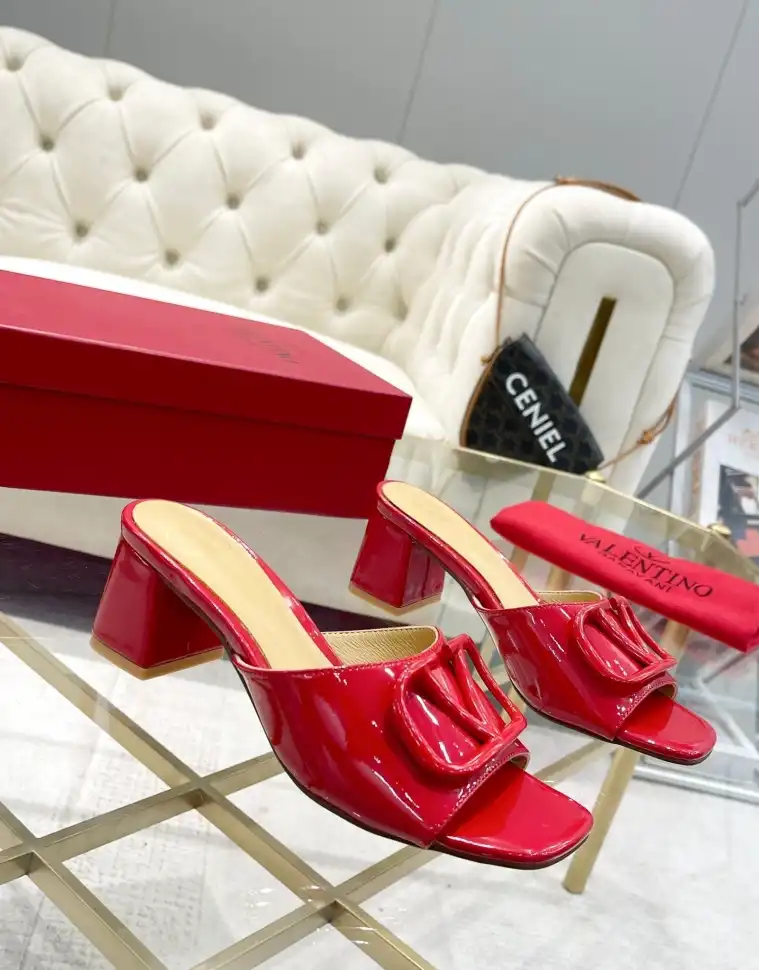 hype Valentino High Heels