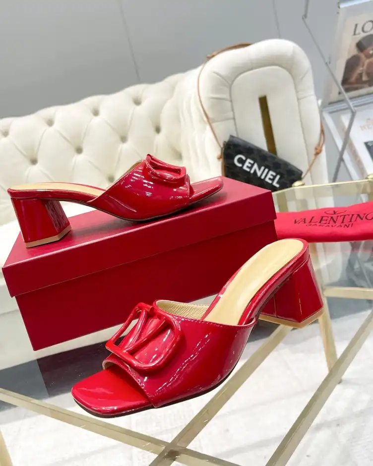 hype Valentino High Heels