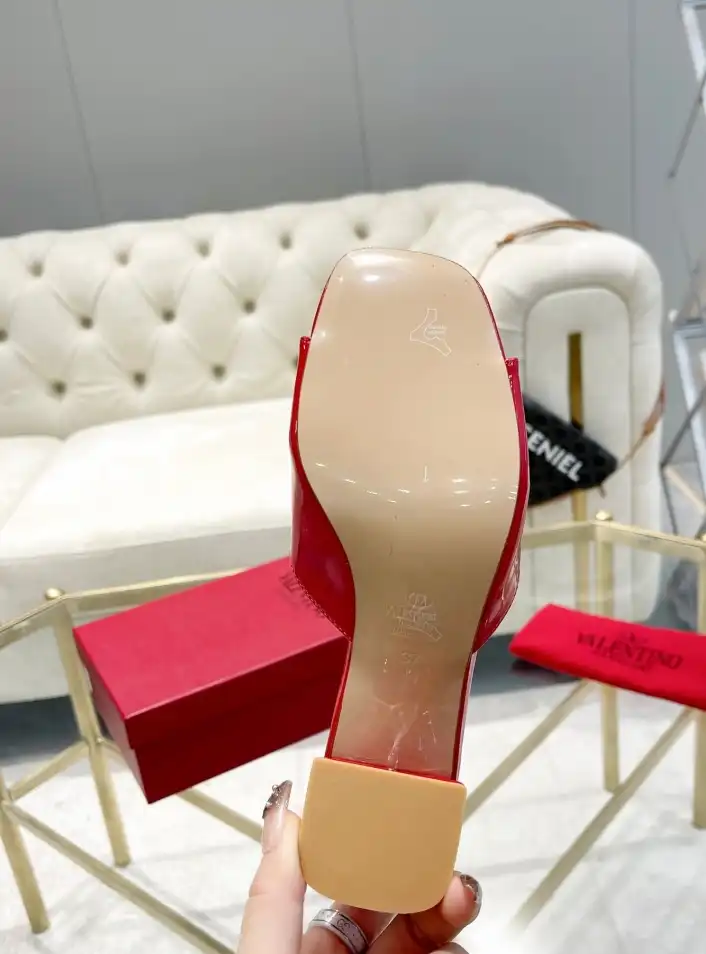 hype Valentino High Heels