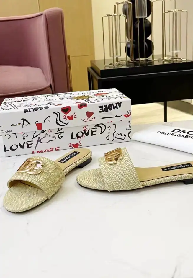 hype Dolce & Gabbana Slippers