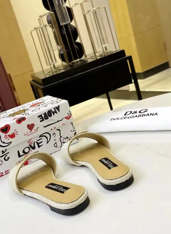 hype Dolce & Gabbana Slippers