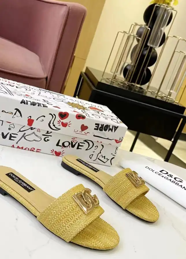 hype Dolce & Gabbana Slippers