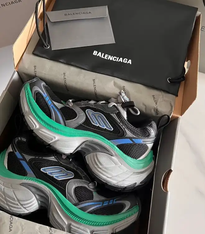 hype Balenciaga Sneakers