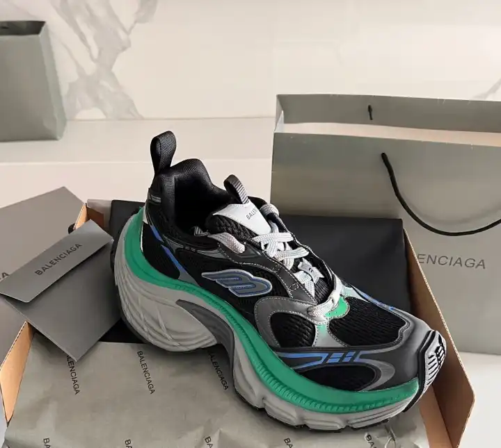 hype Balenciaga Sneakers