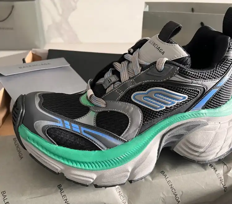 hype Balenciaga Sneakers