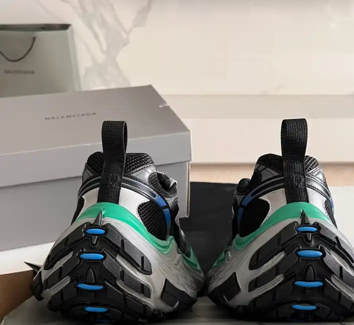 hype Balenciaga Sneakers