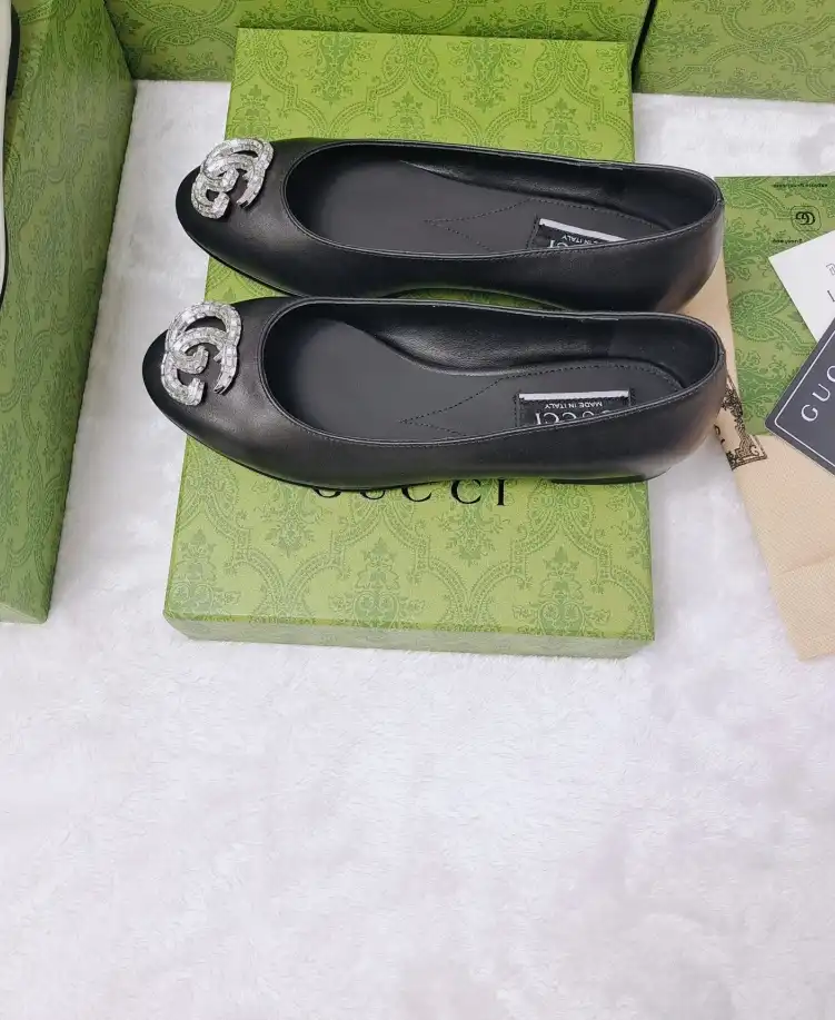 hype Gucci Flat Shoes