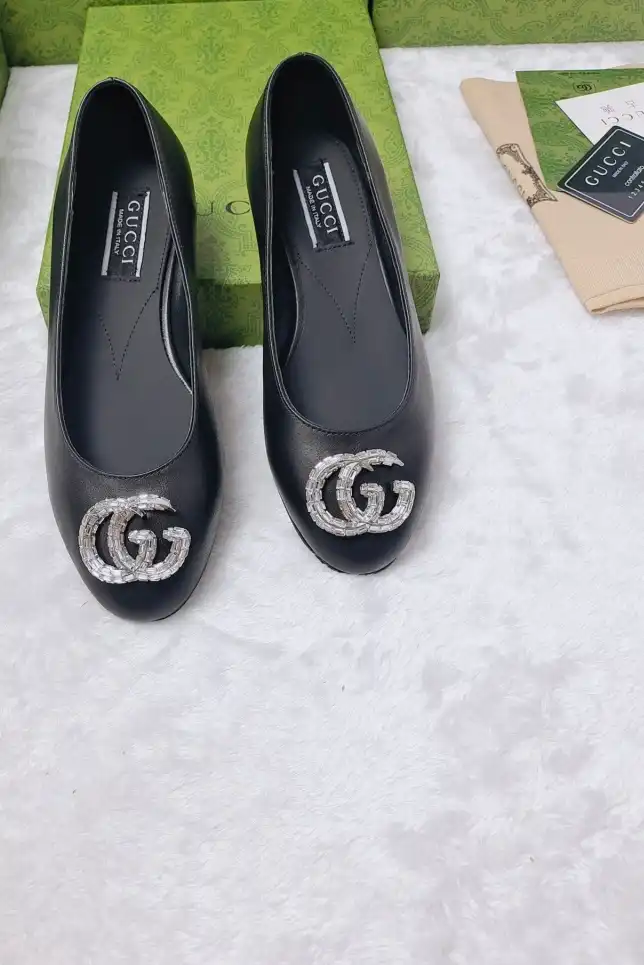 hype Gucci Flat Shoes