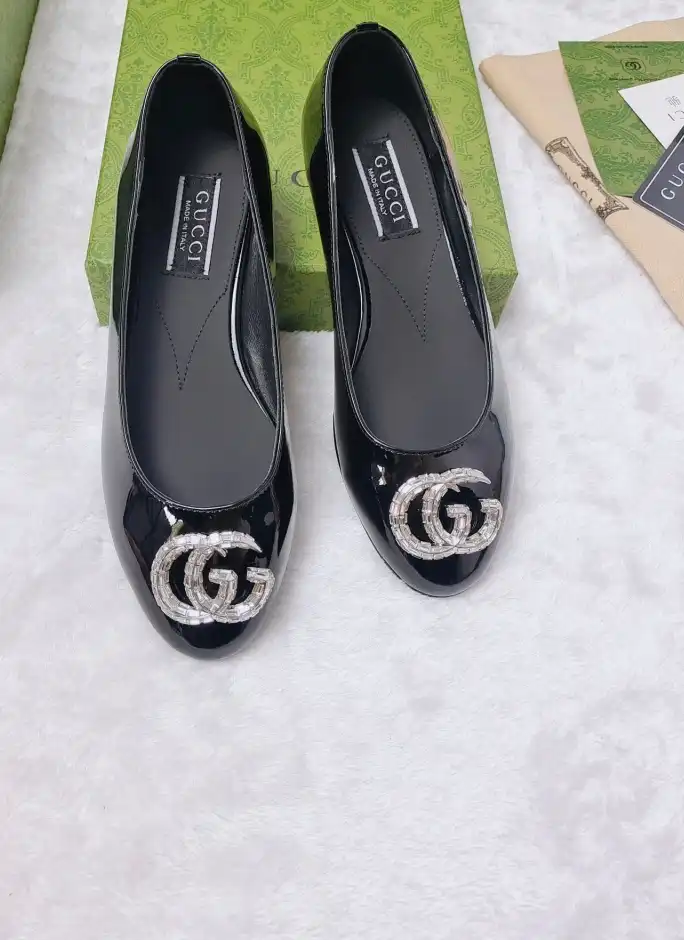 hype Gucci Flat Shoes