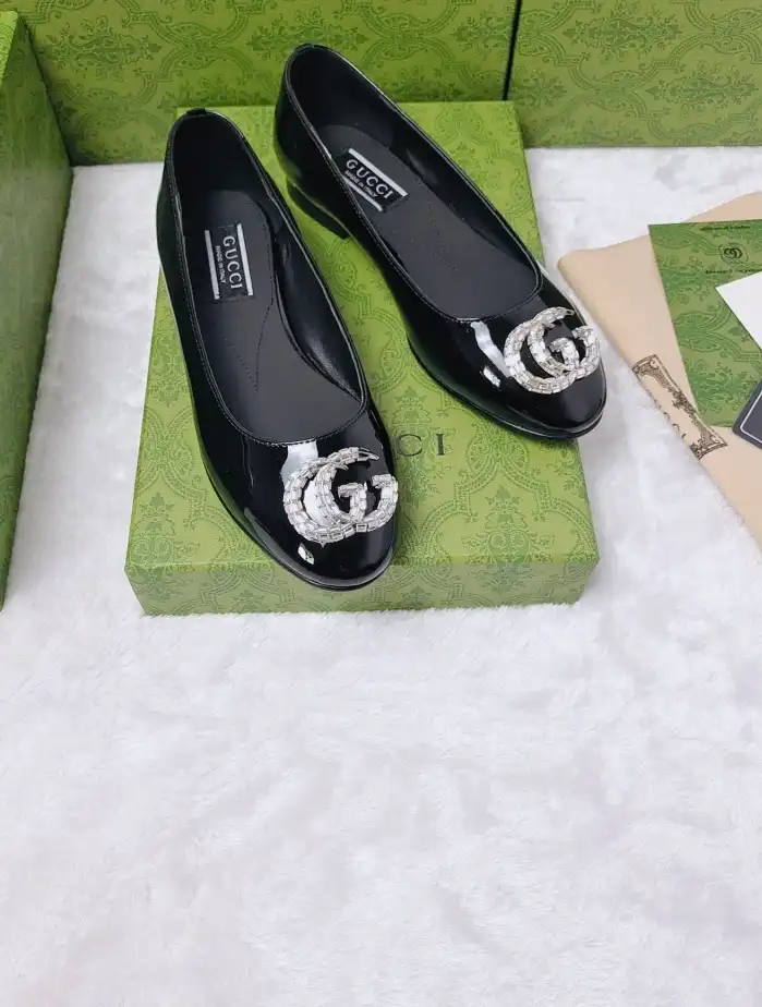 hype Gucci Flat Shoes