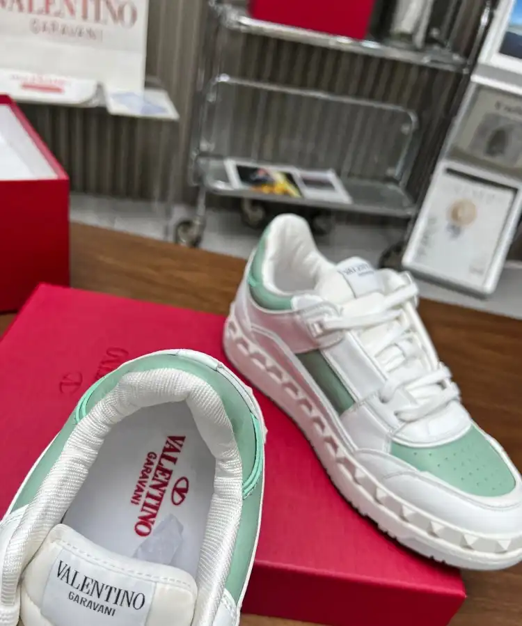 hype Valentino Casual Shoes