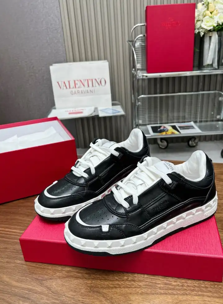 hype Valentino Casual Shoes