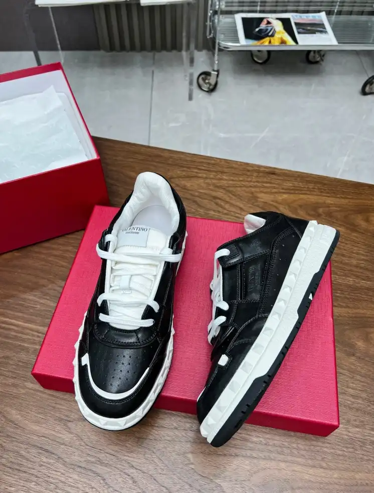 hype Valentino Casual Shoes