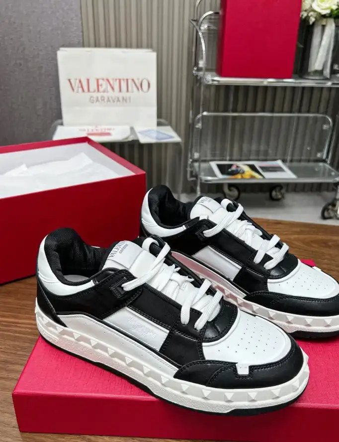 hype Valentino Casual Shoes